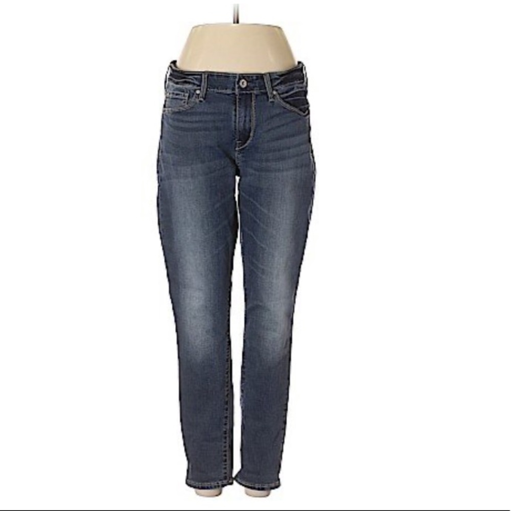20% off 2+ bundle: Levi Denizen skinny jeans